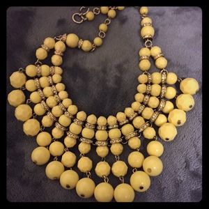 Banana republic necklace
