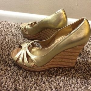 Charles by Charles David wedges