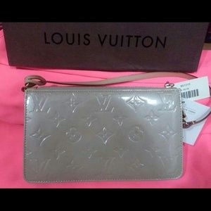 Authentic Louis Vuitton purse