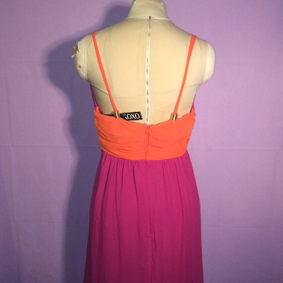 XOXO Juniors Colorblock Chiffon Maxi Dress, Berry - Picture 4 of 4