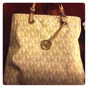 Authentic fall collection MK bag.