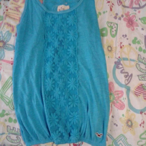 Hollister tank - Picture 1 of 4