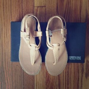 Kenneth Cole Reaction - Nude Sandals Size 5.5