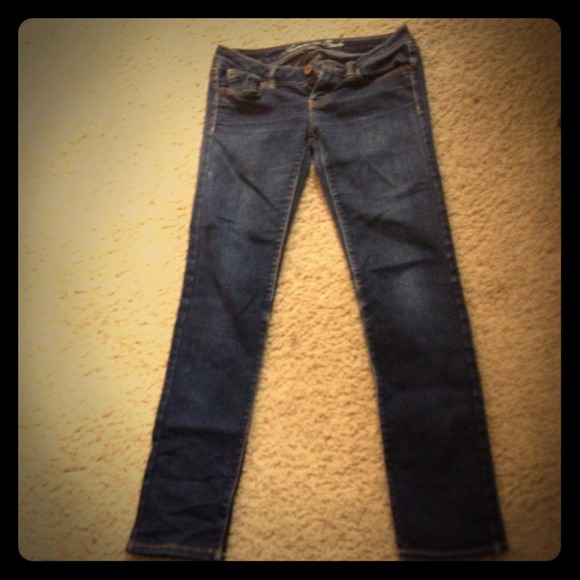 American Eagle Dark Blue Skinny Jeans (Size 4)