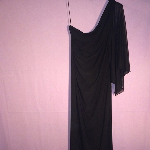 ONYX Nite Single Shoulder Black Dress - Picture 2 of 4