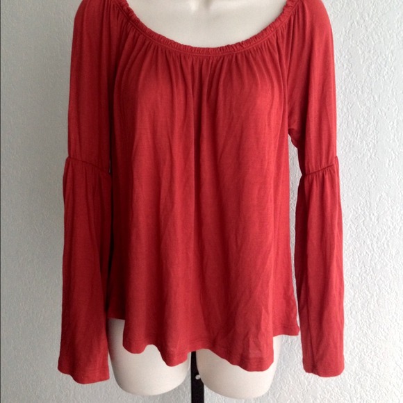 Long bell sleeve peasant top - Picture 2 of 2