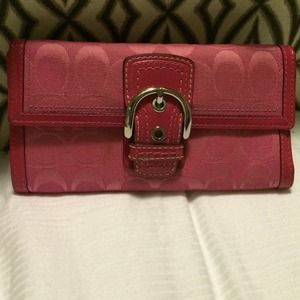 Pink coach wallet!