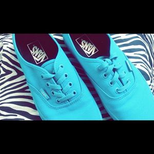 Vans Shoes !