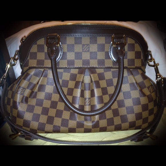 Louis Vuitton Trevi PM