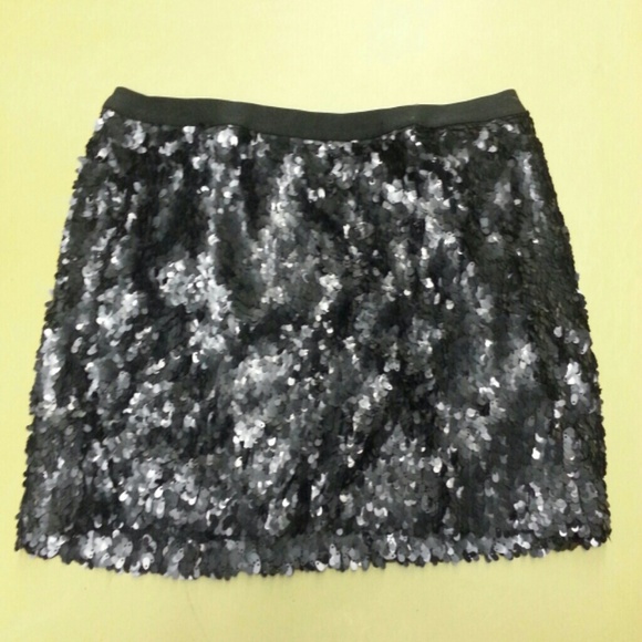 Charlotte russe all sequin black skirt