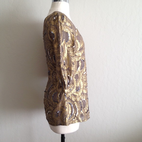 Miss Me Collection Gold & Pewter Sequin Blouse - Picture 4 of 4