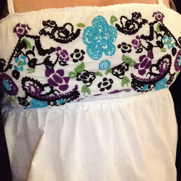 Tank top - Picture 2 of 3