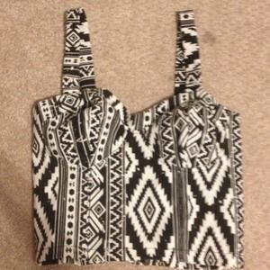 Cute Aztec crop top !!(: