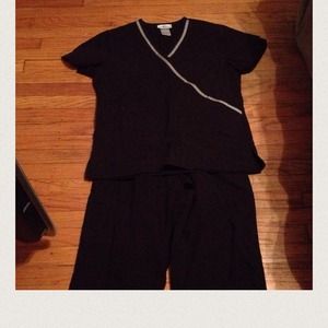 Black Scrub set