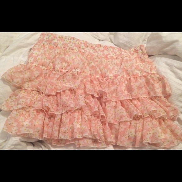 🌸pink floral skirt🌸