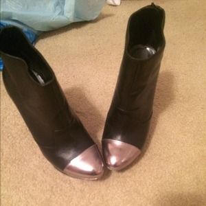 Jessica Simpson booties