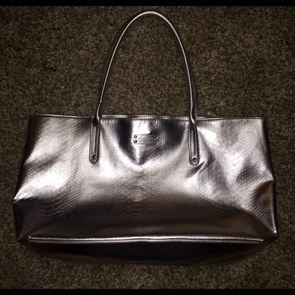Micheal Kors Weekender Bag