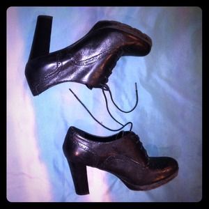 Franco Sarto wingtip oxford leather ankle booties