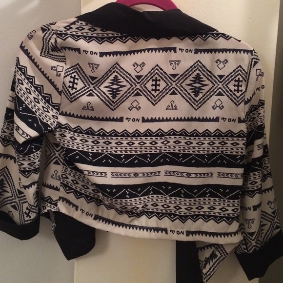Aztec jacket - Picture 2 of 2