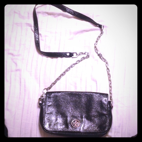 Black cross body Tory Burch!