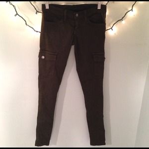 ❌SOLD❌ Olive green cargo skinny jeggings