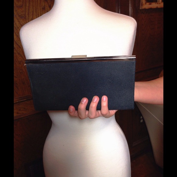 ❤️SOLD❤️ Banana republic Black evening clutch