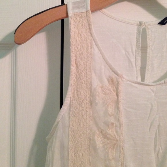 Flowy peplum tank top - Picture 3 of 4