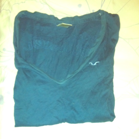Hollister t-shirt