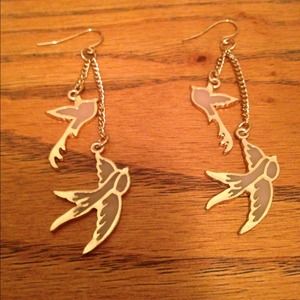Forever 21 light pink bird dangle earrings