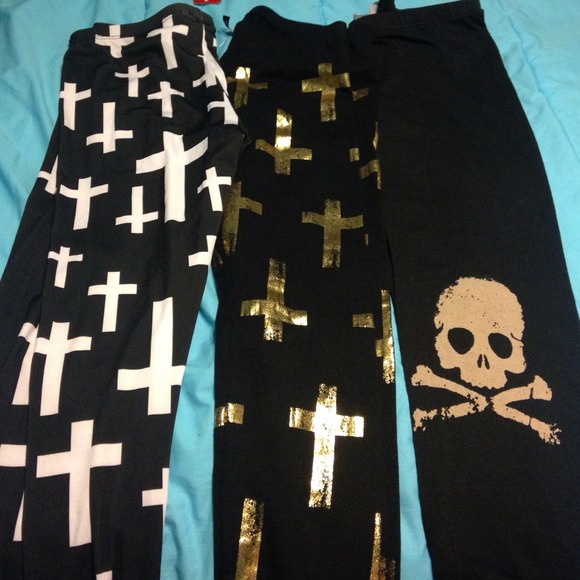 Cross leggings