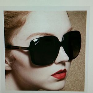 **SOLD** Gucci Oversized Sunglasses