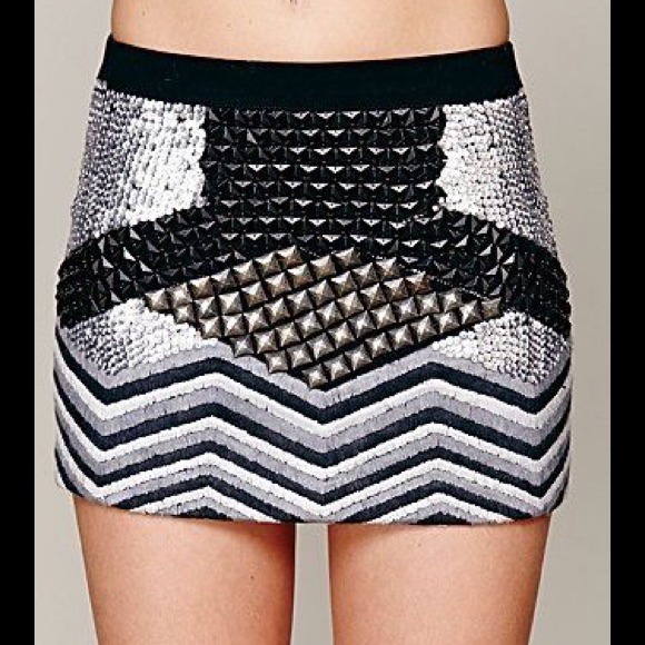Free people stud, embroidery ,sequins mini NEW