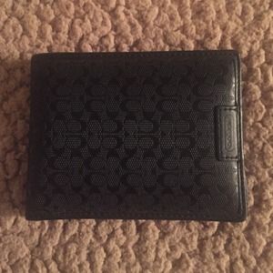 Sale today!Men's 💯%Authentic Coach leather Wallet