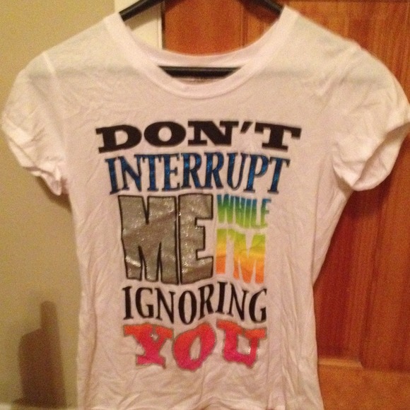 White tee shirt