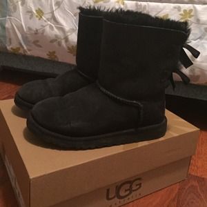 ❄️BLACK BAILEY BOW UGG AUSTRAILIA BOOTS❄️
