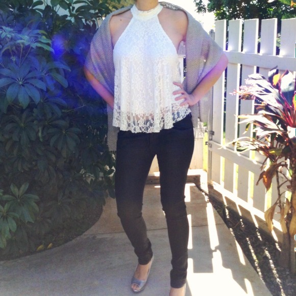 🚫SOLD IN BUNDLE🚫DAY TO NIGHT WEAR - Picture 3 of 4