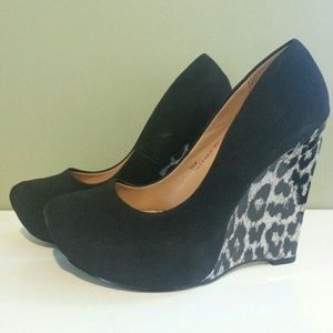 Black & Grey Leopard Print Wedge