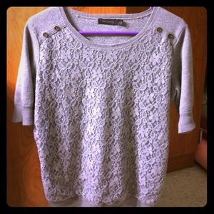 Chic gray top