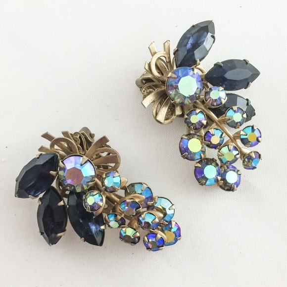 Vintage Blue Rhinestone Clip On Earrings