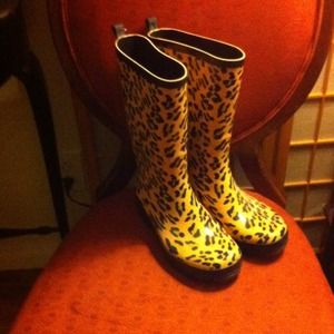 leopard rain boots for kiorin