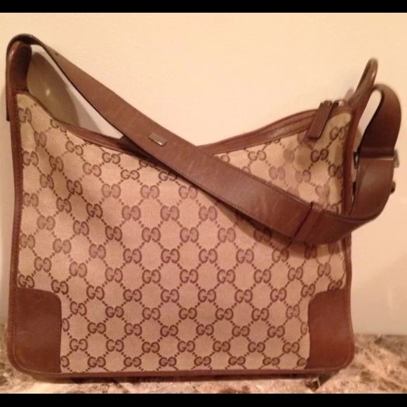 Authentic Vintage Gucci Shoulder Bag