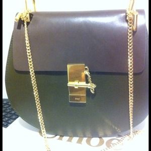 Chloe drew leather shoulder bag.