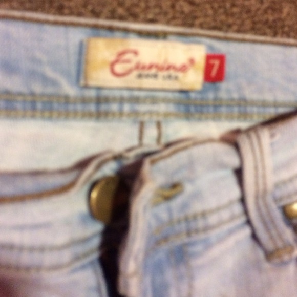 Size 7 jeans - Picture 2 of 4
