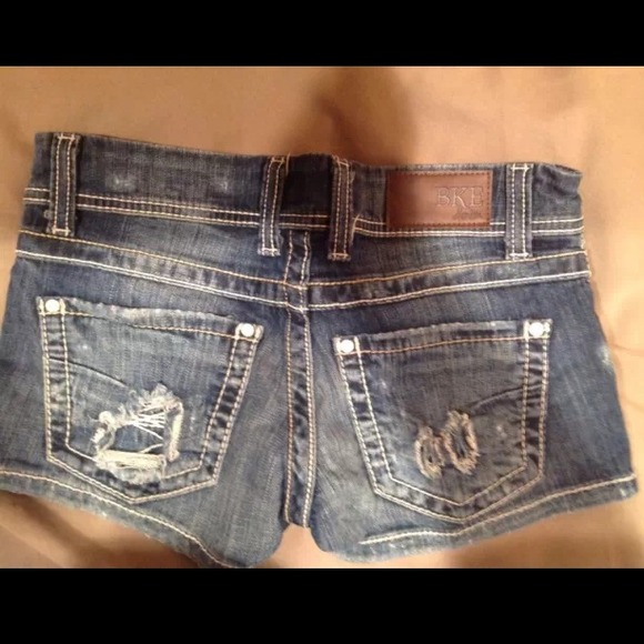 BKE shorts - Picture 2 of 2