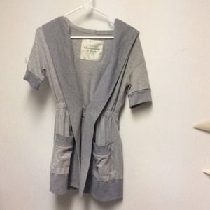 Abercrombie & fitch  heather grey sweater EUC sm