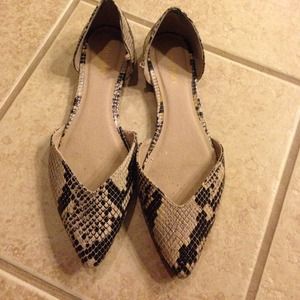 Sassy Snake-Print flats