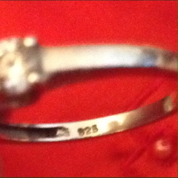 👧🏻 ‼️SALE‼️Journey Sterling Silver Ring - Picture 4 of 4