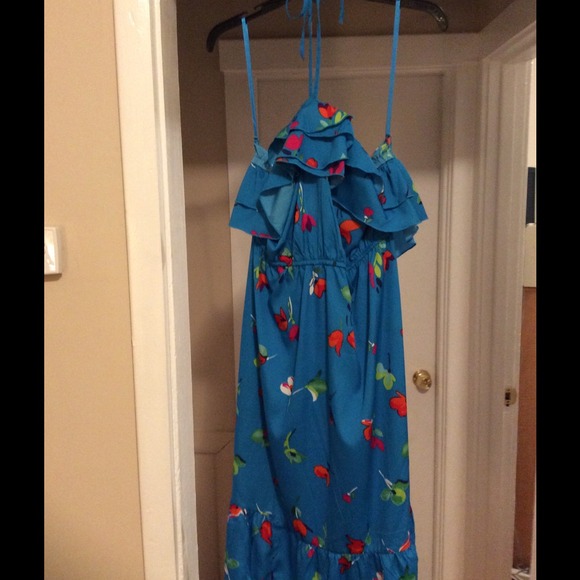Old navy halter dress