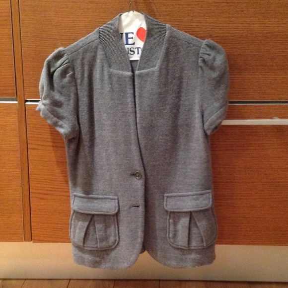BCBG Short-sleeved Wool Sweater Cardigan