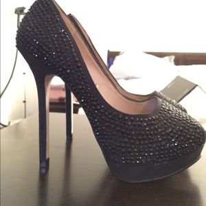 Zara High Heels, size 6